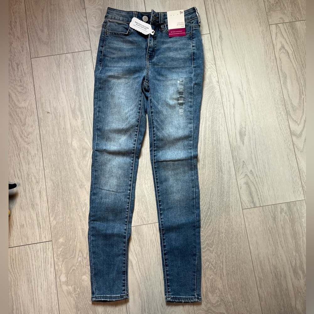 Women’s High Rise Jegging Jeans